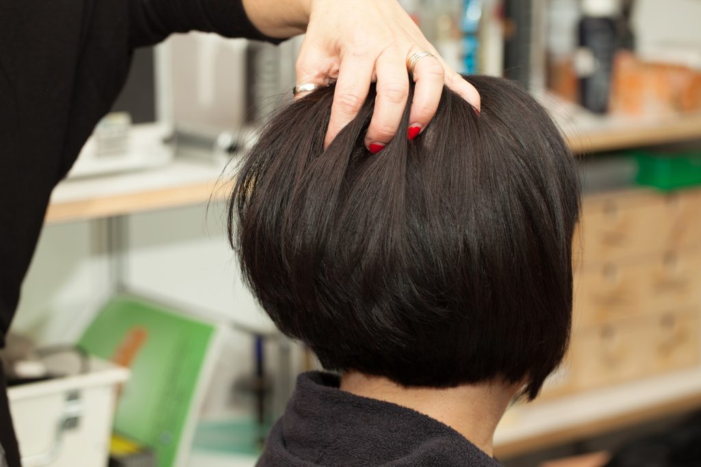 Quelle coupe courte pour cheveux fins et sans volume ?