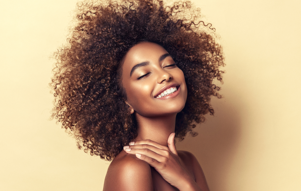 Comment accélérer la pousse des cheveux afro et crépus ?