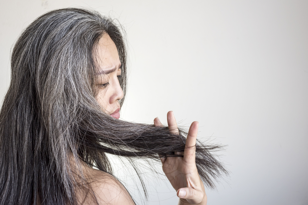 Pourquoi mes cheveux graissent-ils plus vite qu'avant ?