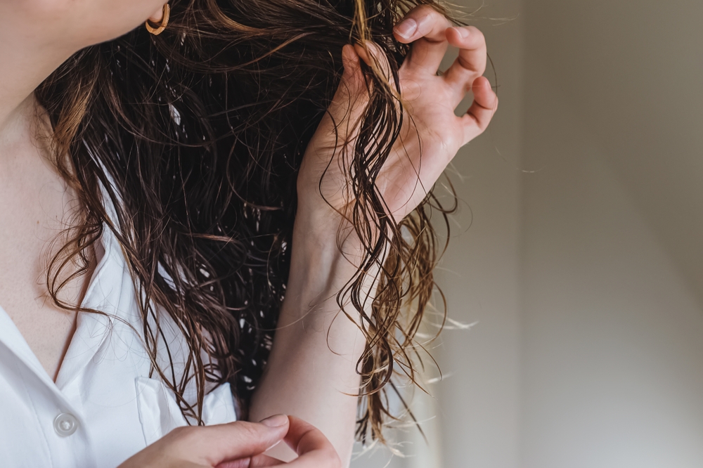Comment bien scruncher ses cheveux ?