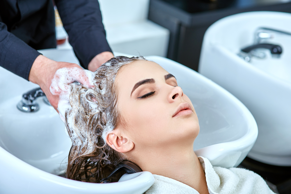 9 astuces contre les cheveux secs